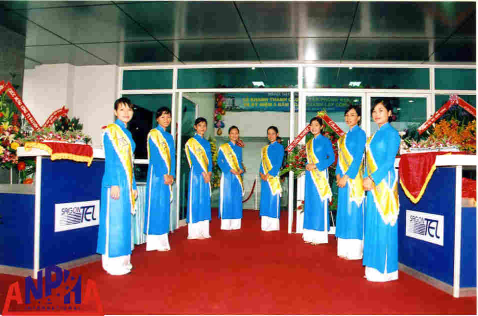 Cho thuê lễ tân khai trương